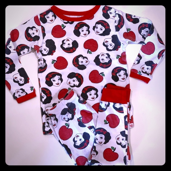 2 GAP 18 & 24mth PJS SNOW WHITE - Picture 3 of 4